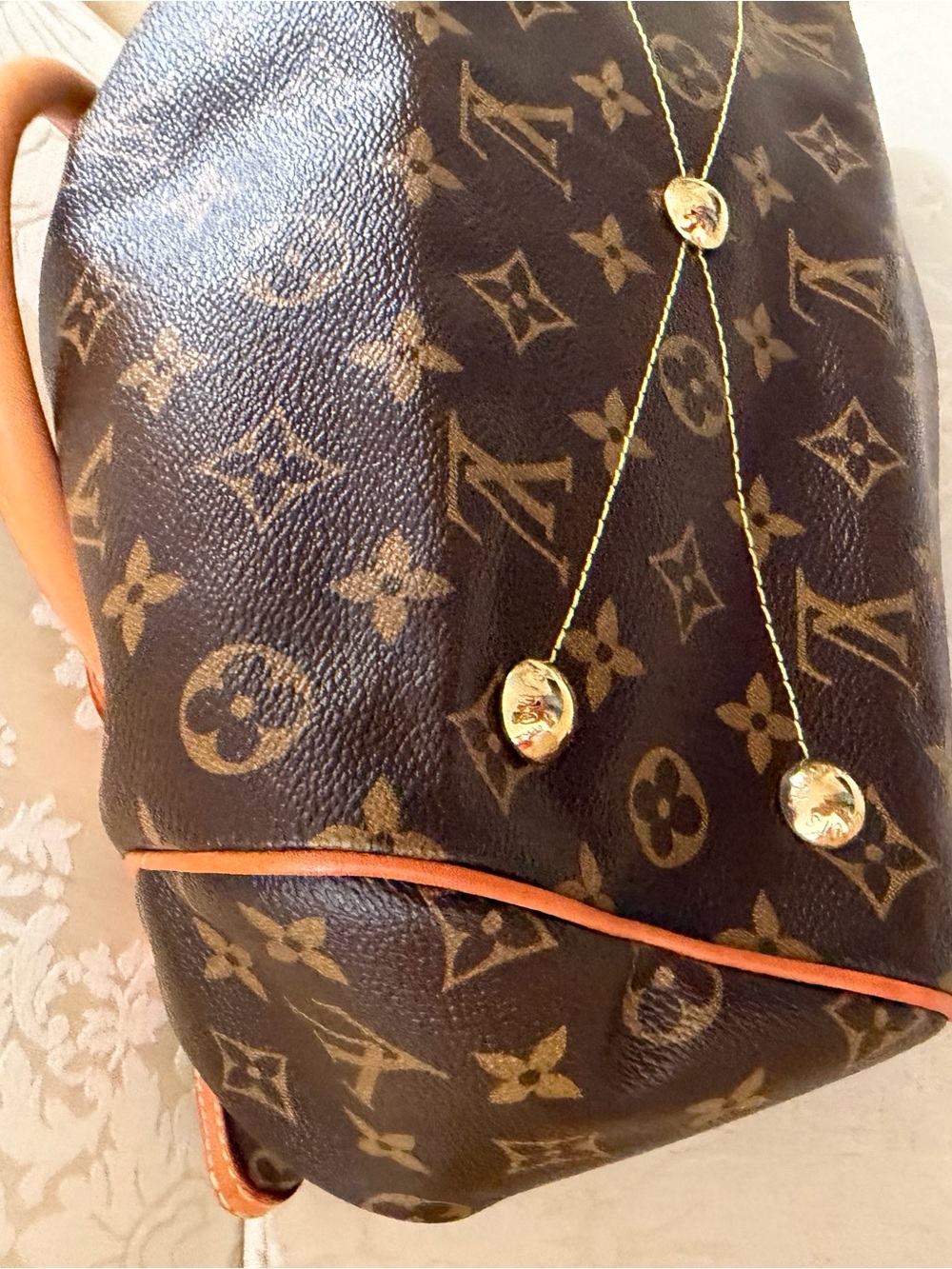 Louis Vuitton Tivoli PM Monogram Vintage Handbag - Picture 15 of 16